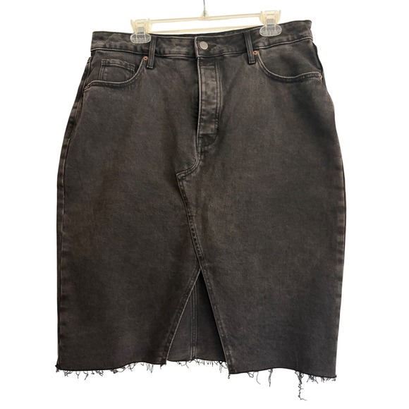 Old Navy Dresses & Skirts - Old Navy Higher High-Rise Denim Midi Skirt Black Button Fly Raw Hem SZ 16